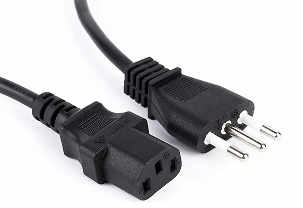Italy power cord to IEC 60320 C13 computer connector