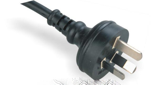 LA020E 3-conductor Non-rewirable Plug Power Supply Cord LA020E 3-conductor Non-rewirable Plug Power Supply Cord