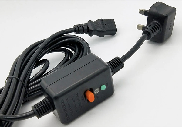 UK Power Cord to IEC 60320 C13 with GFCI