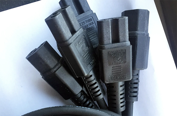 Italy Power Cord to IEC 60320 C15 Connector